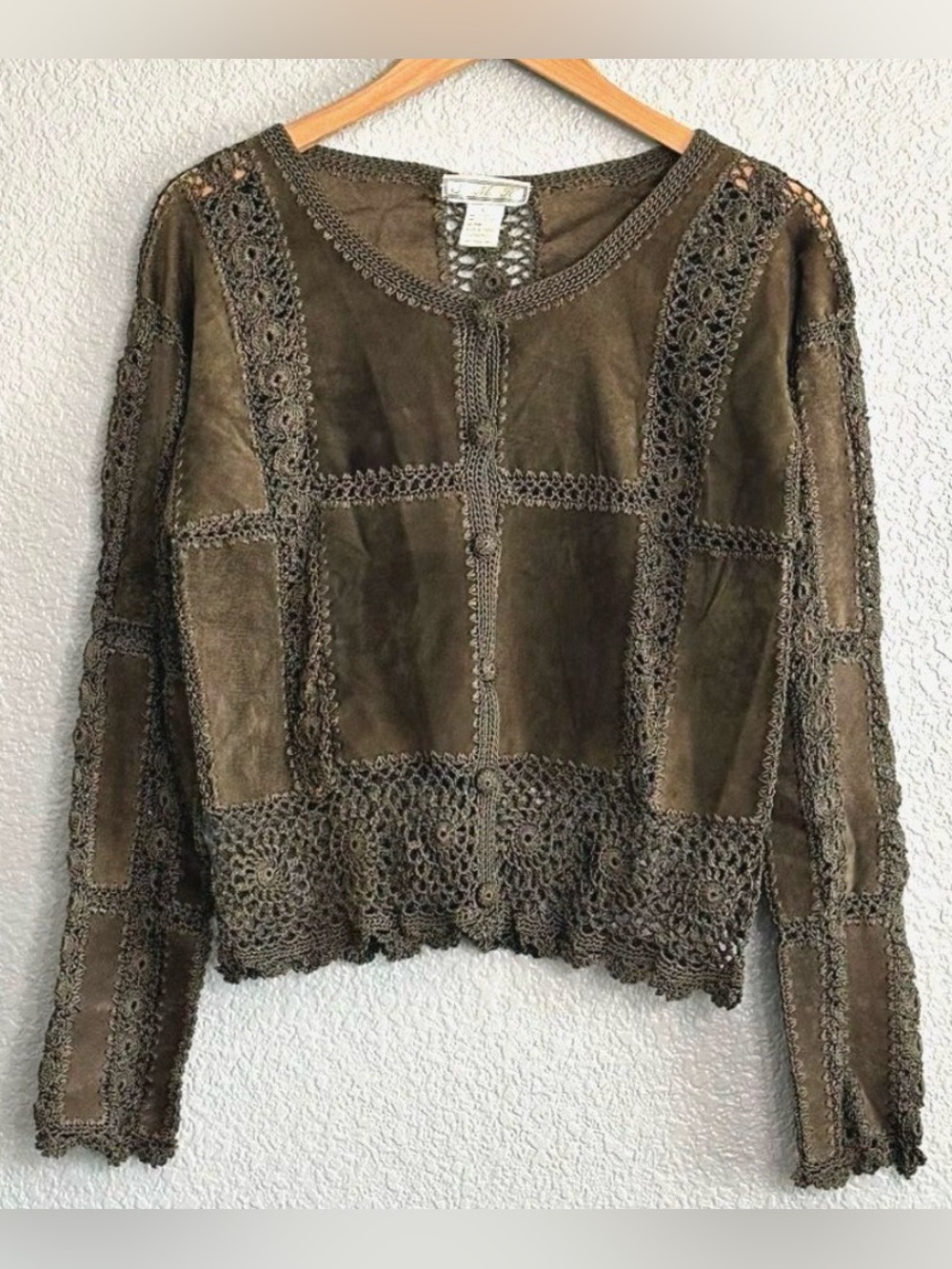 VINTAGE Green Suede Crochet Button front Cardigan Sweater Crew neck Longsleeve - Picture 10 of 13